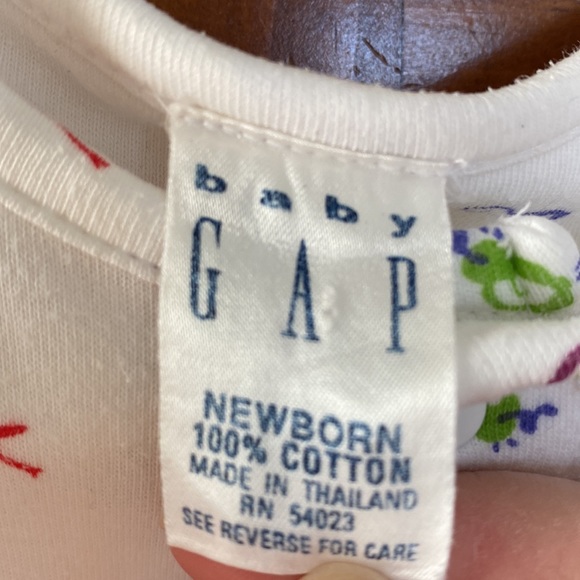 Vintage Baby Gap Newborn Animal Print One Piece Button Up - Picture 3 of 3